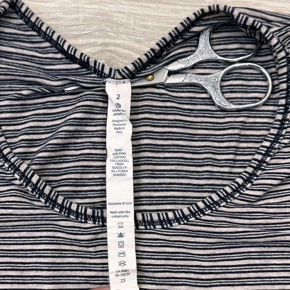 Lululemon Yogini 5 Year Long Sleeve Tee Black Striped Lightweight Pima‎ Cotton 2
